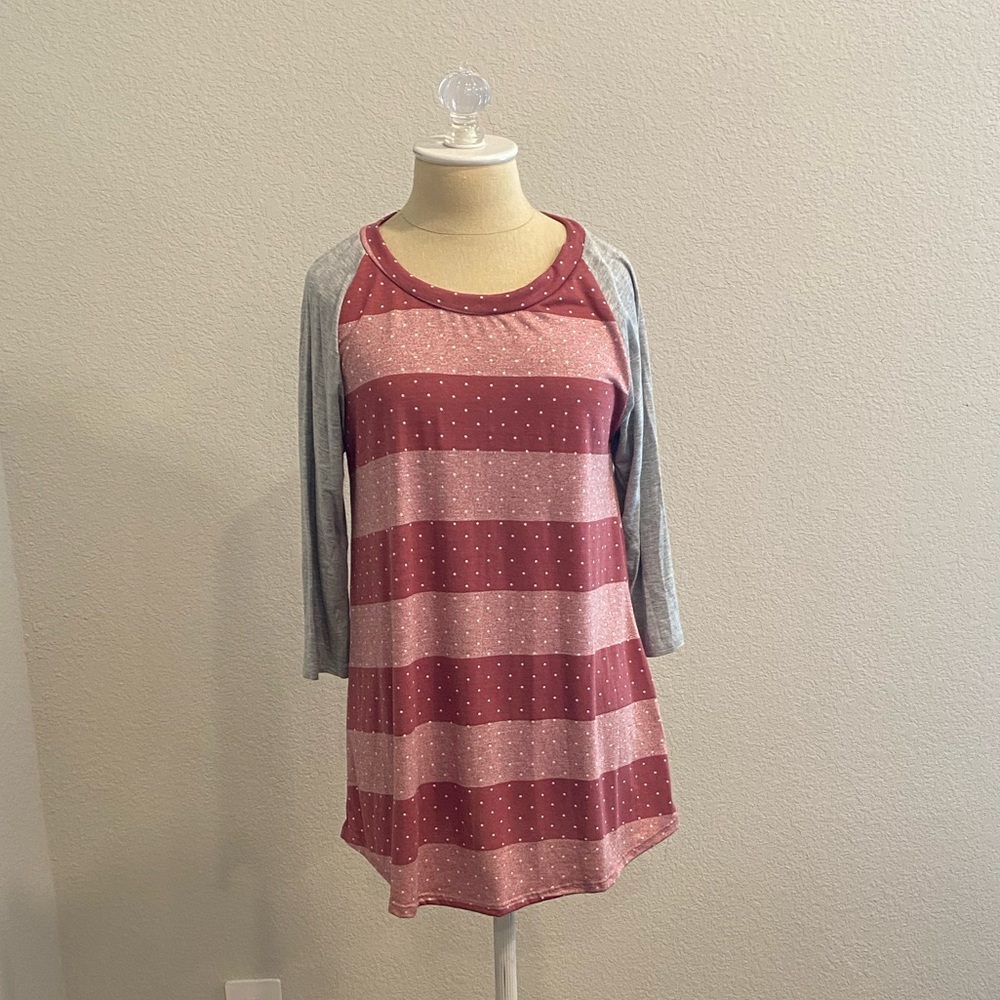 12PM by Mon Ami Pink Polka Dot and Stripe 3/4 inch grey sleeve top